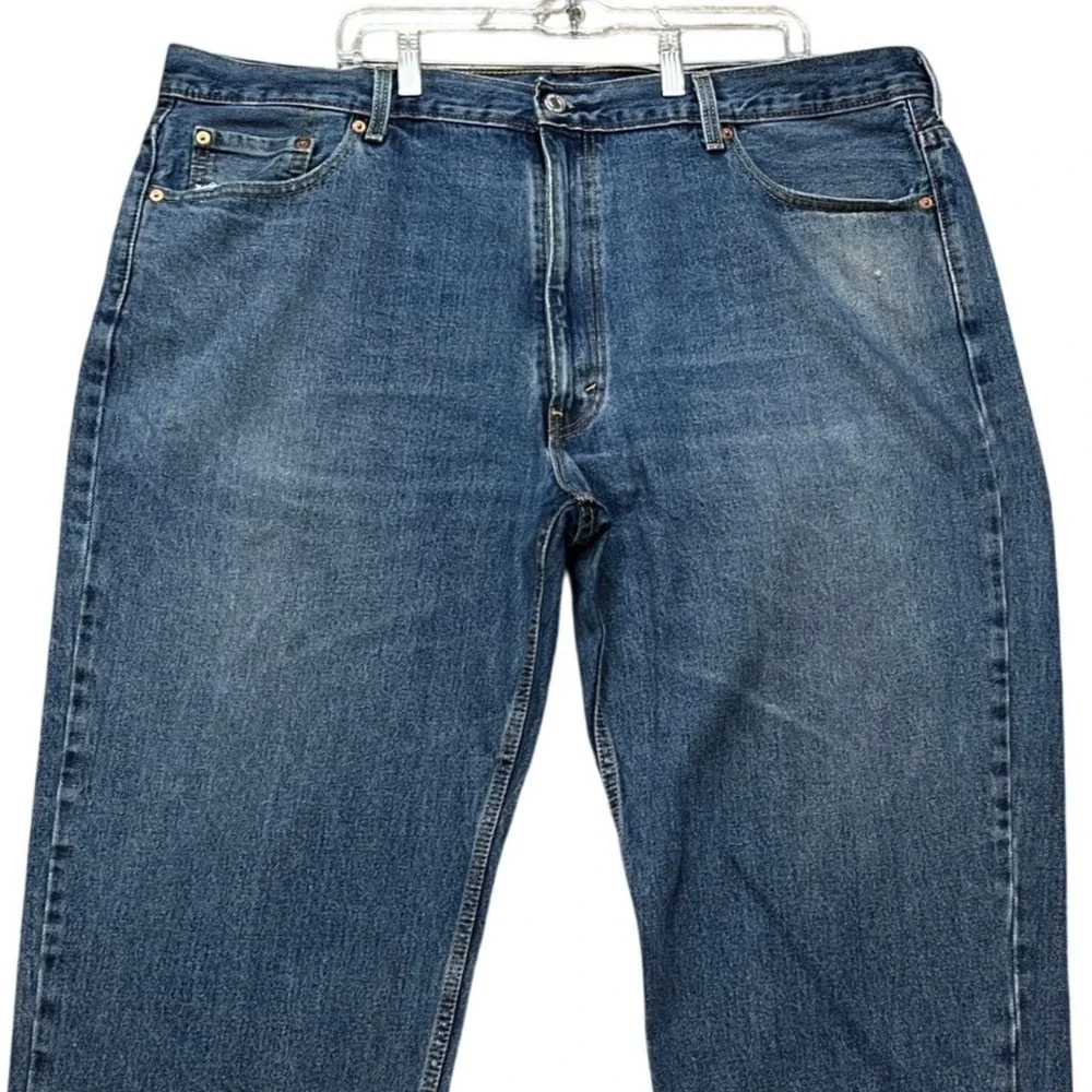 Levi's 550 Relaxed Fit Jeans Mens 46x30 Medium Wash Tapered Leg 5-Pocket Denim